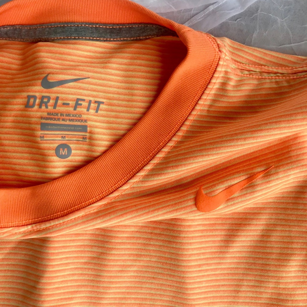 Nike Men's DRI-Fit Size M Orange Athletic Shirt
